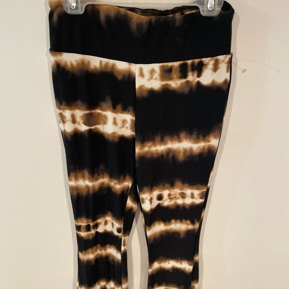 High waisted never worn comfy pants - Picture 3 of 3